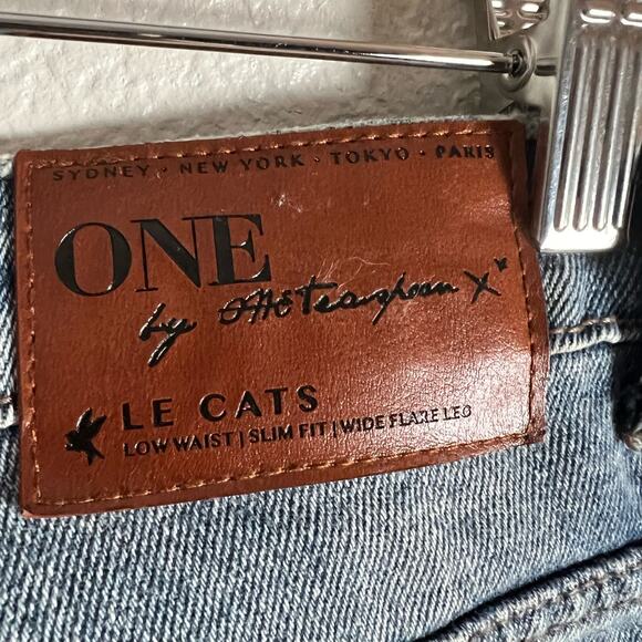 One Teaspoon Orchid Flare Leg Distressed Floral Patch Pocket Jeans 25 - Picture 16 of 16